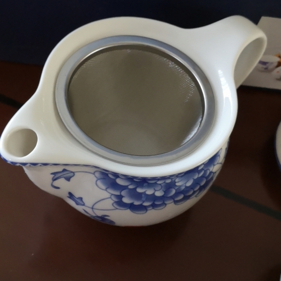 7 pc Chinese Kung Fu porcelain tea set - Picture 4 of 7